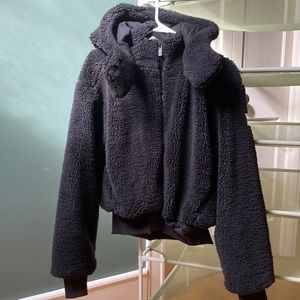 ALO Foxy Sherpa, new without tag